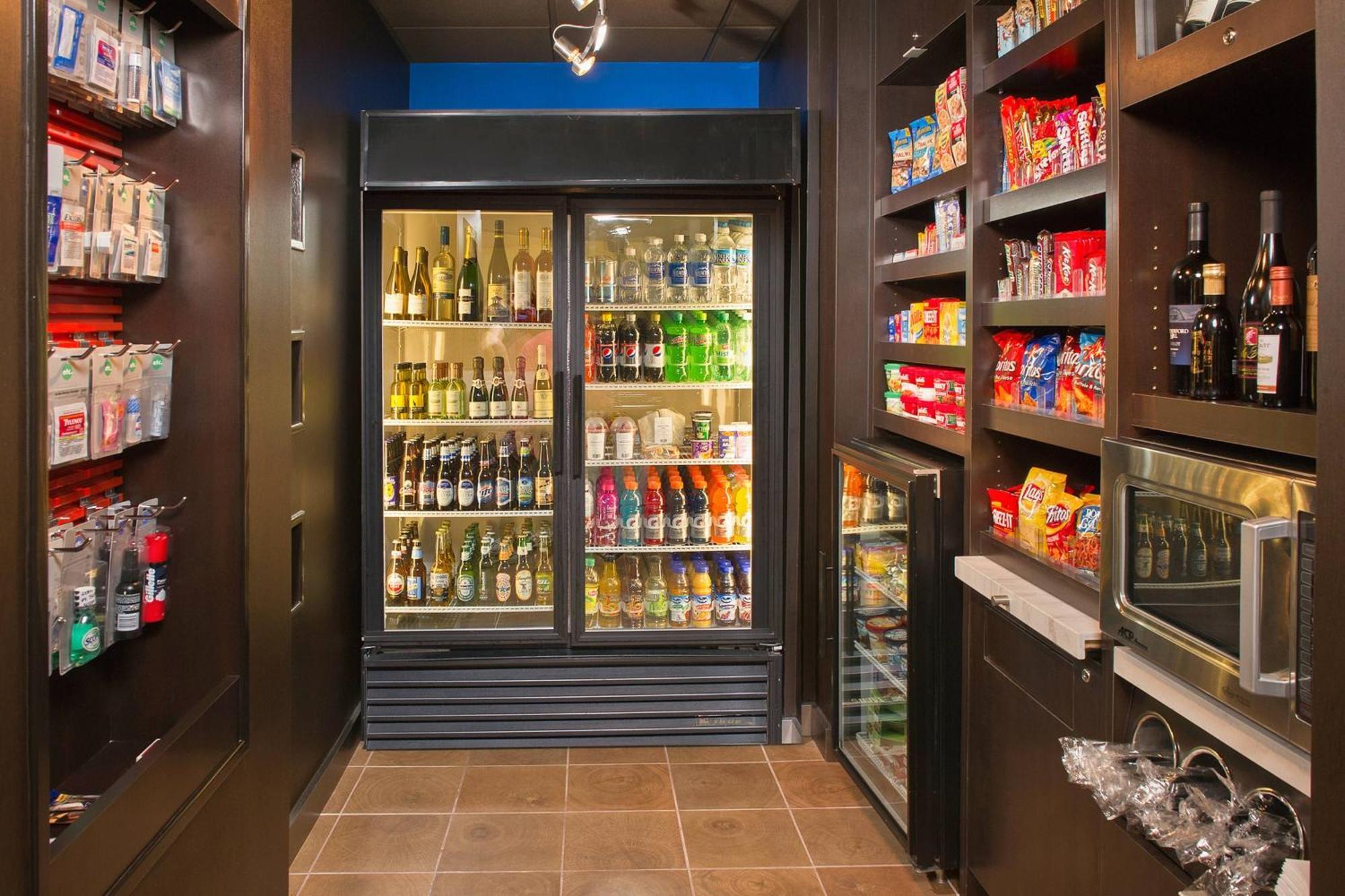 Courtyard By Marriott Raleigh Midtown Hotel Ngoại thất bức ảnh