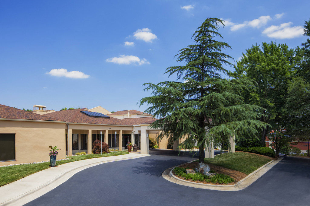 Courtyard By Marriott Raleigh Midtown Hotel Ngoại thất bức ảnh